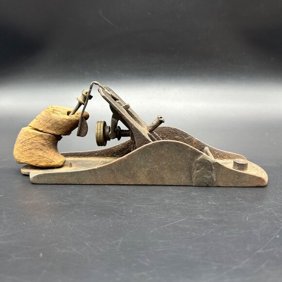 Antique Bailey No 4 Wood Plane Smoothing Hand Tool Manual Rustic 1910 READ - Picture 2 of 13